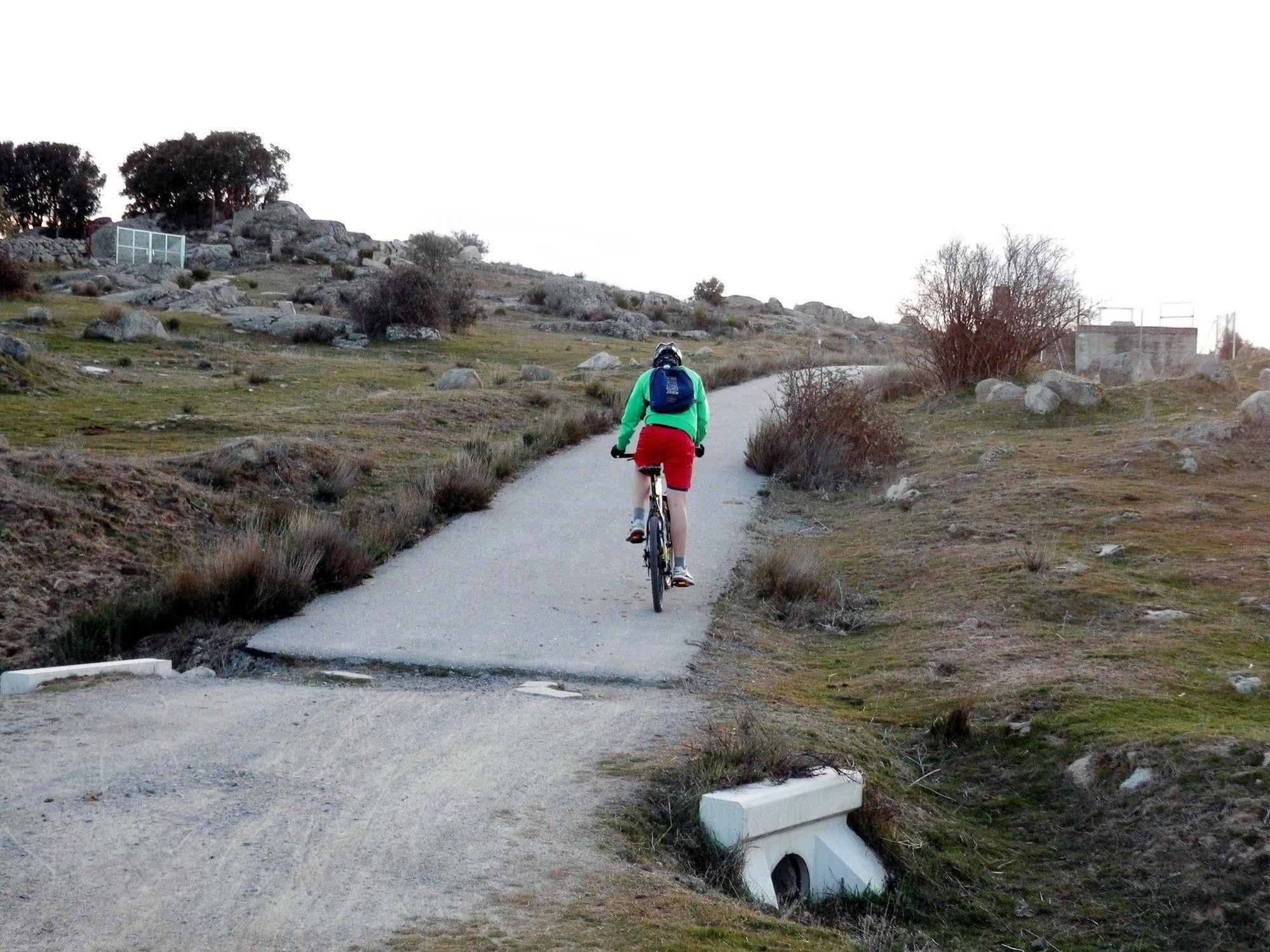 Casa Rural El Dolmen Guest House Bernuy-Salinero Eksteriør bilde